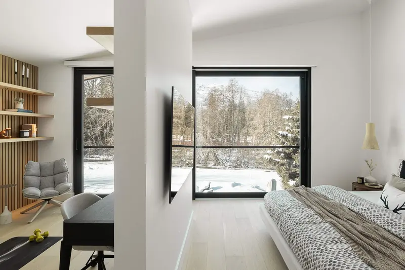 White Gold 2 secondary bedroom with forest views