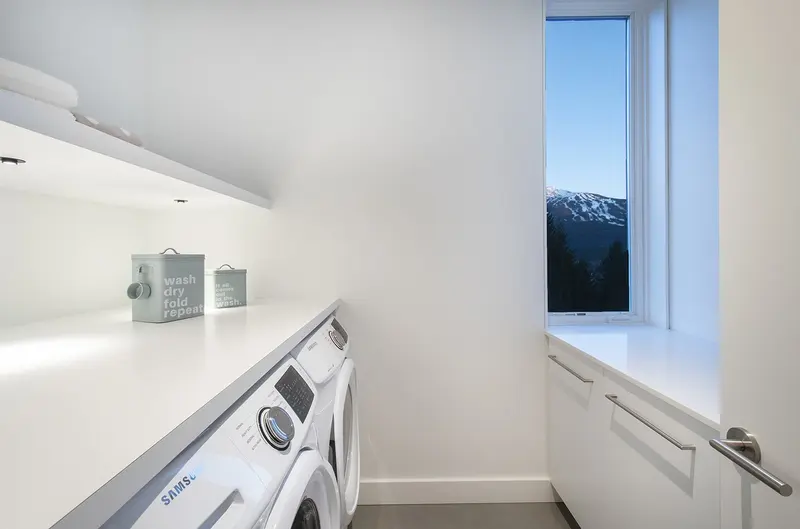 Mountain View built-in millwork and storage