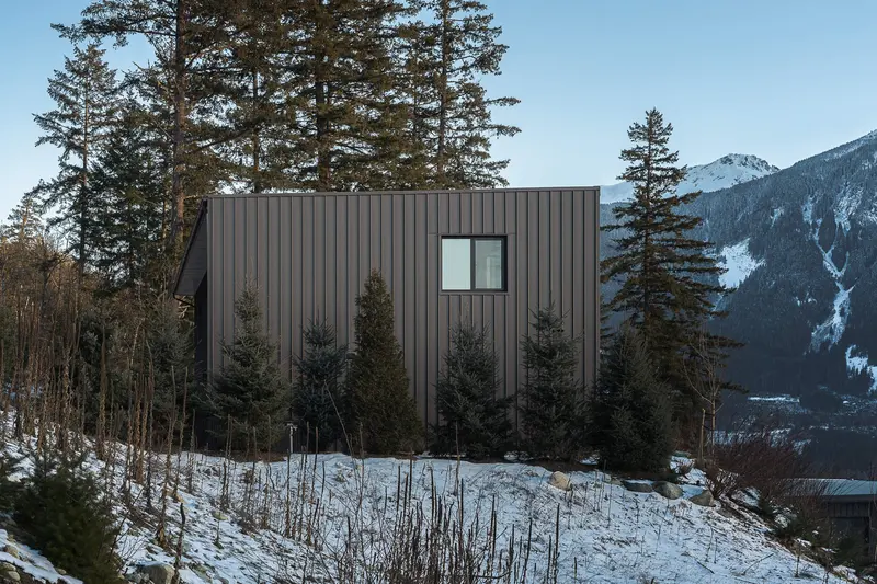 Sugarloaf custom home in Pemberton